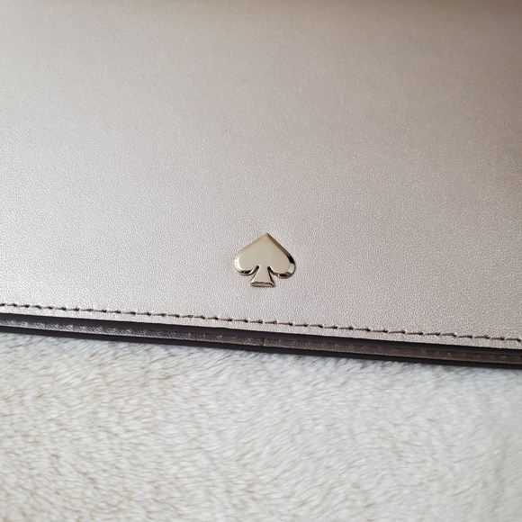 🔥🔥SALE🔥🔥Kate spade bifold wallet - Picture 10 of 16